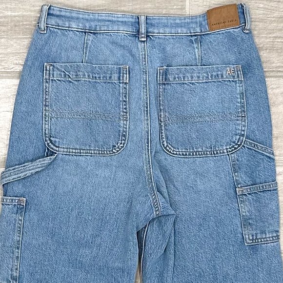 American Eagle Highest Rise 90s Boyfriend Carpenter Jeans in Medium Wash Denim - Picture 9 of 16